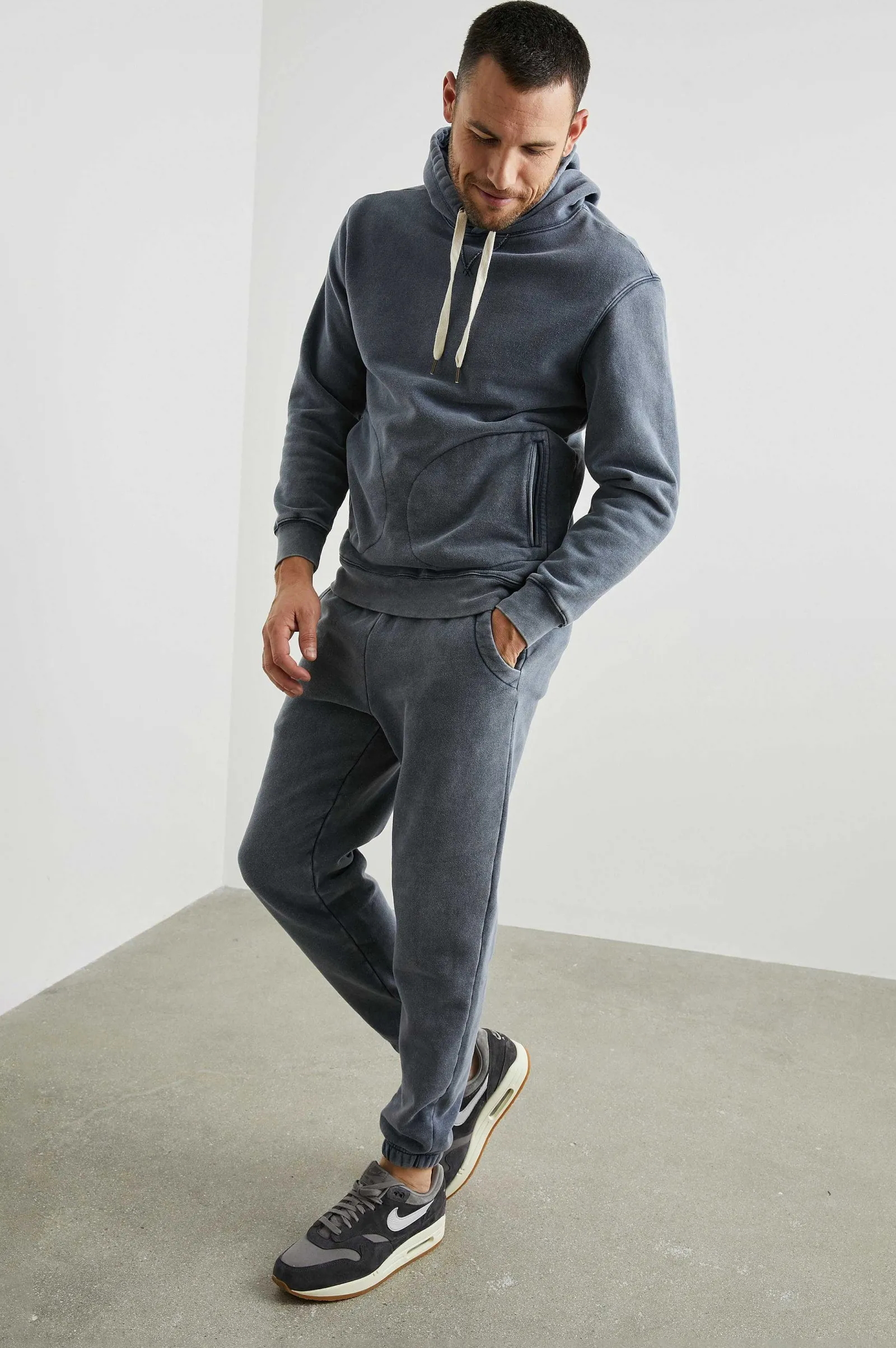Heren Rails Basje Hoodie - Zongebleekte Marine