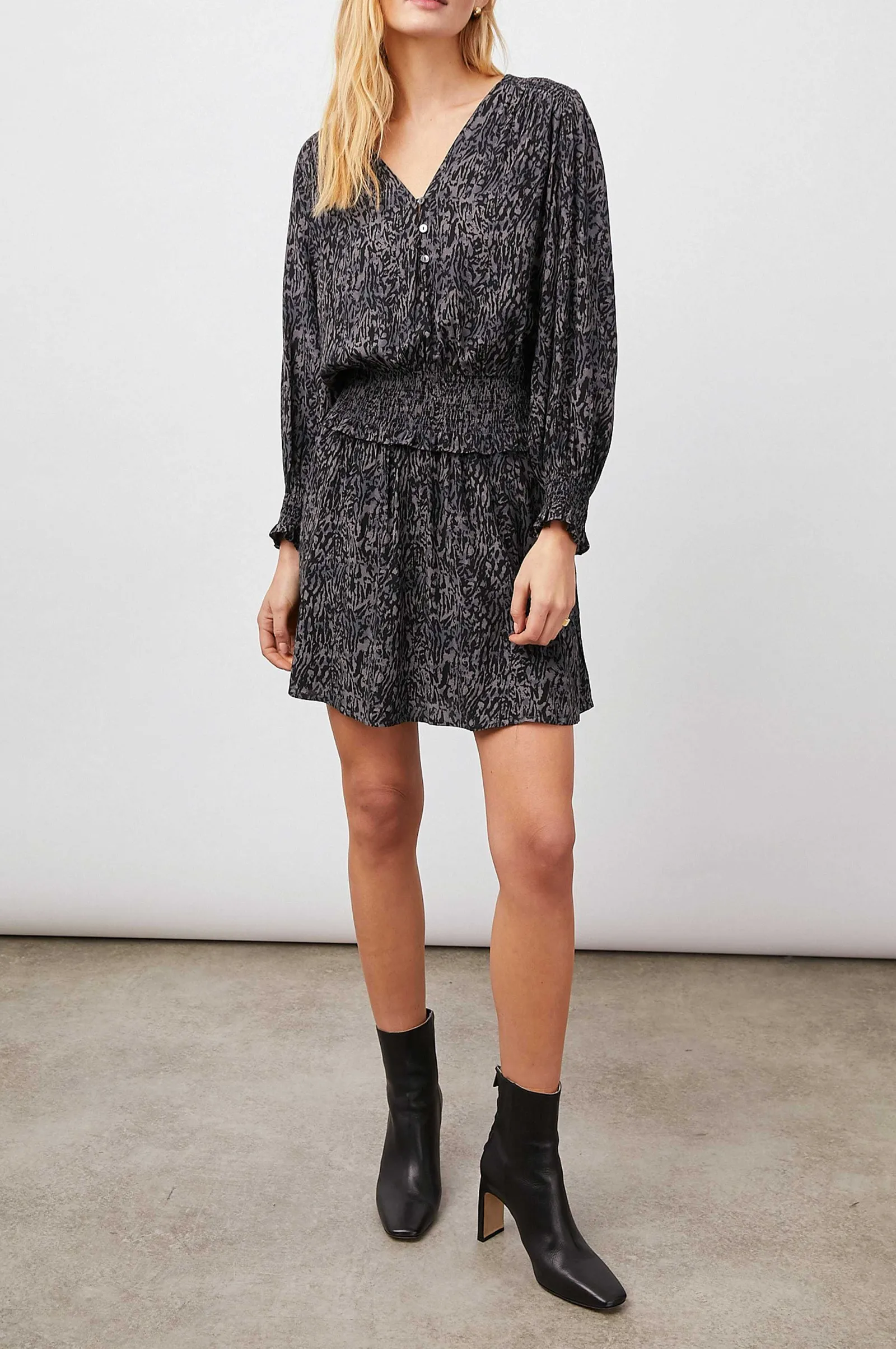 Vrouwen Rails Zana Jurk - Houtskool Abstract Dier